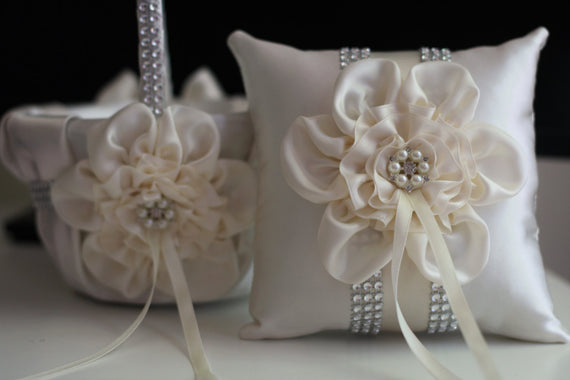 Ivory Flower Girl Basket \ Ivory Ring Bearer Pillow \ Ivory Ring Pillow \ Ivory Petals Basket \ Ivory Wedding Basket \ Ivory Wedding pillow