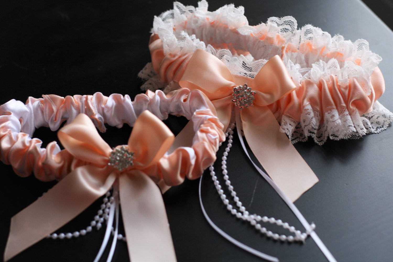 Ivory Peach Bridal Garter Set \ Ivory Lace Wedding Garter Set \ Peach Toss Garter & Keepsake Garter \ Lace Bridal Garters, Peach Prom Garter Ivory Peach Bridal Garter Set \ Ivory Lace Wedding Garter Set \ Peach Toss Garter & Keepsake Garter \ Lace Bridal Garters, Peach Prom Garter
