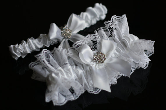 White Bridal Garter Set \ White Wedding Garter Set \ Lace Toss Garter \ Lace Keepsake Garter \ Lace Bridal Garters \ White Prom Garter