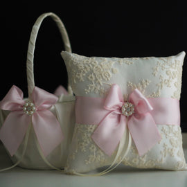 Blush Wedding Basket / Blush Pink Bearer Pillow / Pink Flower Girl Basket / Blush pink Pillow / Pink Pillow basket set / Lace Pink Bearer