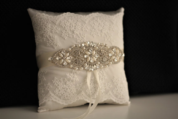 Ivory Wedding Ring Pillow \ Chrystal Ring Bearer Pillow \ Jewel Wedding Pillow \ Ivory Ring Holder \ Ivory Wedding Basket Pillow Set