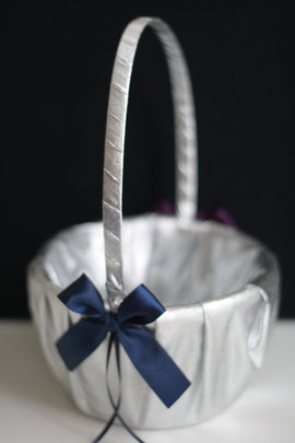 Navy Wedding Basket / Navy silver Bearer Pillow / Navy silver Basket Pillow set \ Navy Bearer Pillow Silver Ring Bearer Pillow with navy bow
