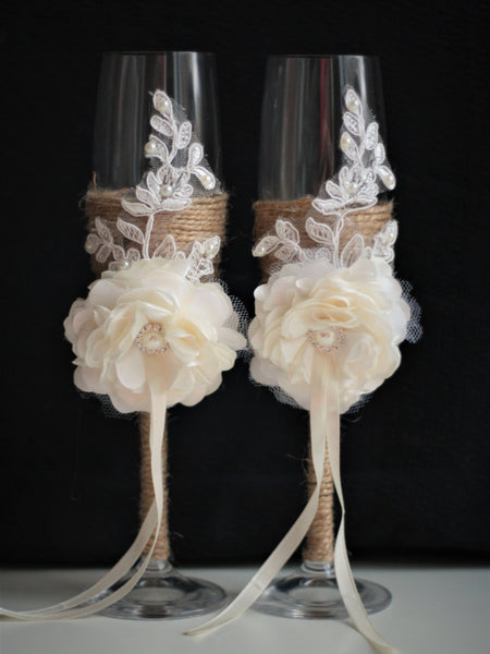 Rustic Wedding Glasses \ Rustic Champagne Glasses \ Rustic Toasting Flutes \ Champagne Glasses \ Burlap Wedding Flutes, Lace Wedding Glasses