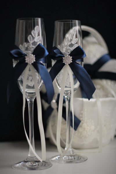Navy Blue Wedding Glasses \ Navy Champagne glasses \ Wedding Glasses for Champagne \ Navy Champagne Flutes \ Wedding ceremony accessory