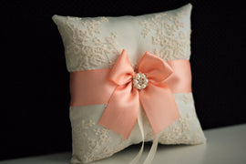 Peach Wedding Bearer \ Peach Ring bearer Pillow \ Peach Wedding Pillow \ Peach ring holder \ Ivory Peach Bearer \ Lace peach Bearer