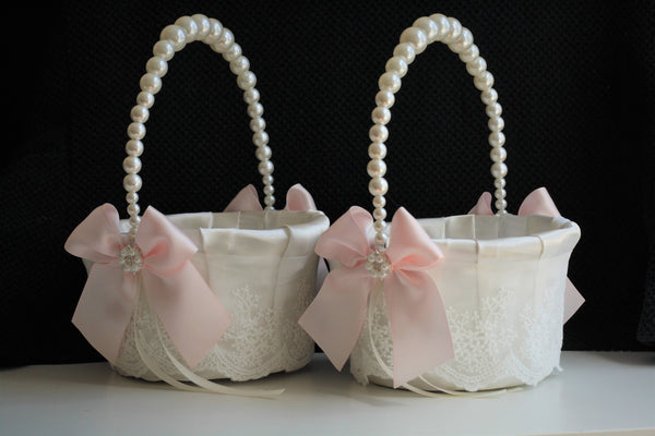 Blush Flower Girl Basket / Blush pink basket / Pink wedding basket / Pearl handle basket / Pearl wedding basket / Lace wedding basket
