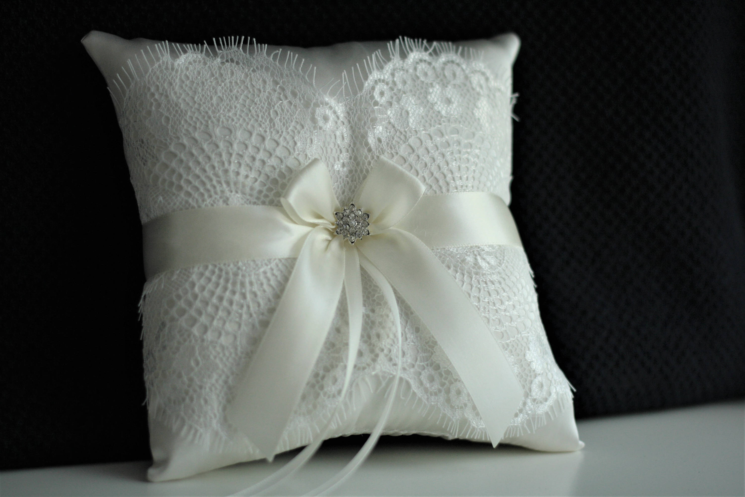 White Ring Bearer Pillow and Flower Girl Basket Off-white Lace