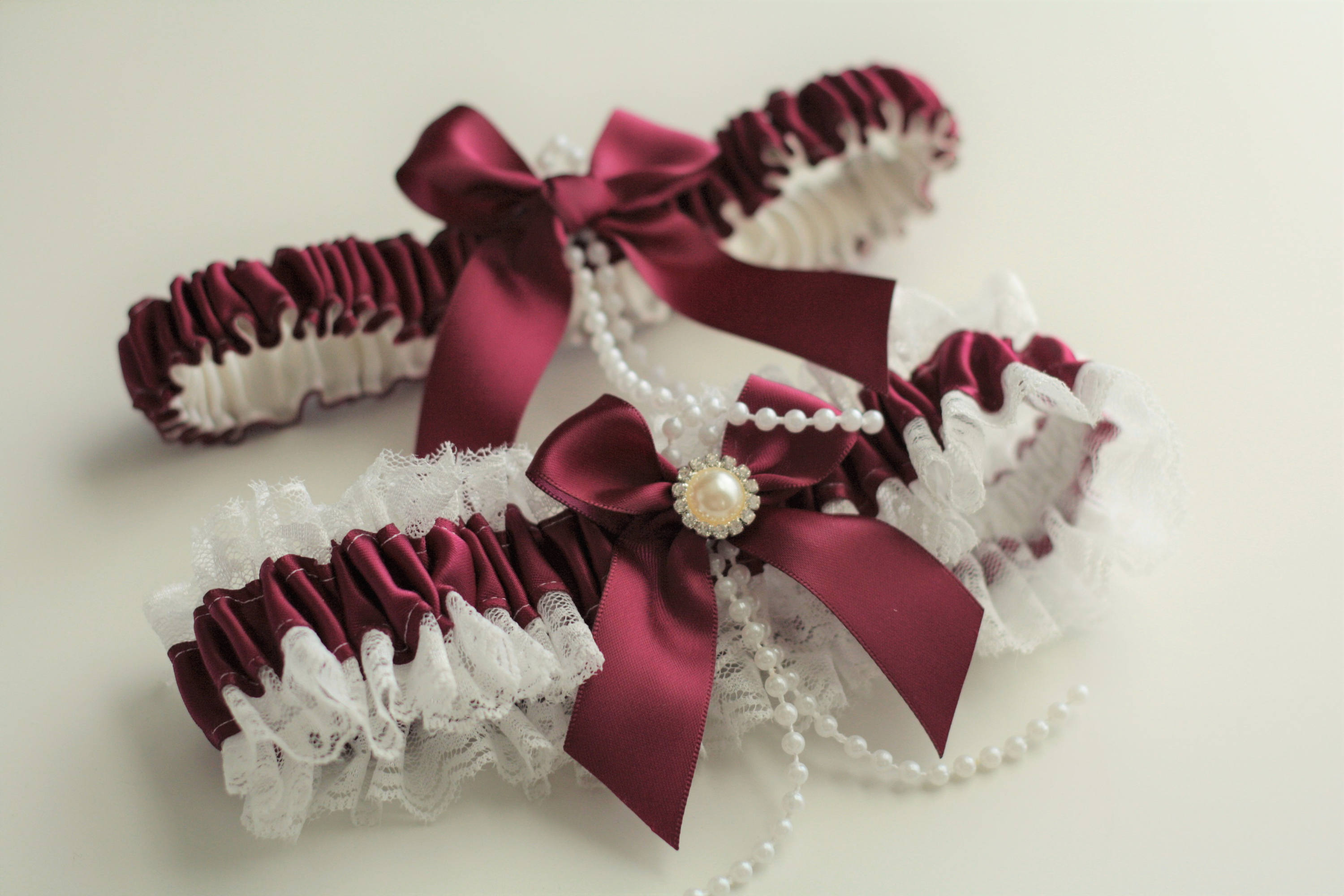 Wine Garter Set, Burgundy Garters, Red Wedding Garter, Red Garter Belt –  Alex Emotions