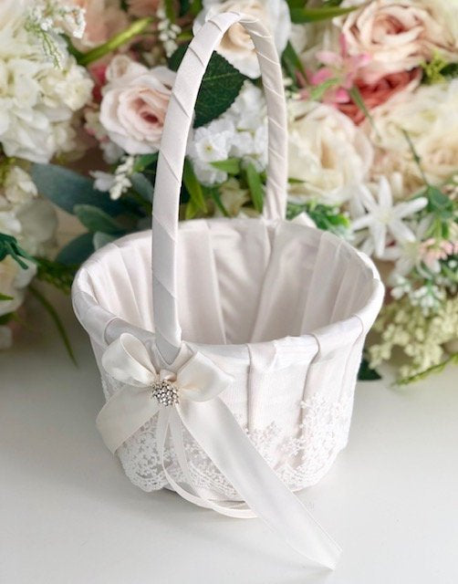 Off-White Flower Girl Basket, White Satin Basket, Lace Wedding Basket, Flower Girl Baskets, Bridal Basket, Flower Girls basket Flower Basket
