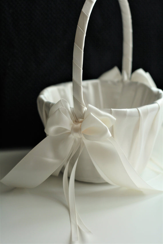 Flower Girls Basket, Ivory Wedding Basket, Flower Basket, Flower Girl Gift, Off White Basket, flower girl bag, flower girl proposal set