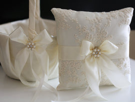 Ivory Ring Pillow / Ivory Flower Girl Basket / Lace Bearer Pillow / Ivory Lace Bearer / Beige wedding basket Lace wedding pillow basket set