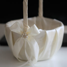 Ivory Wedding Basket \ Ivory Flower girl basket / Brooch Basket / Beige wedding basket Wedding Ceremony Basket Pillow set Basket for wedding